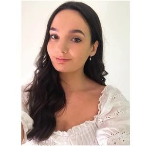 Meet your Posher, Evie